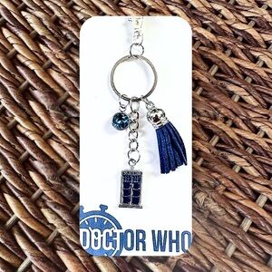 New Handmade Keychain Inspired by "The TARDIS" (Doctor Who)